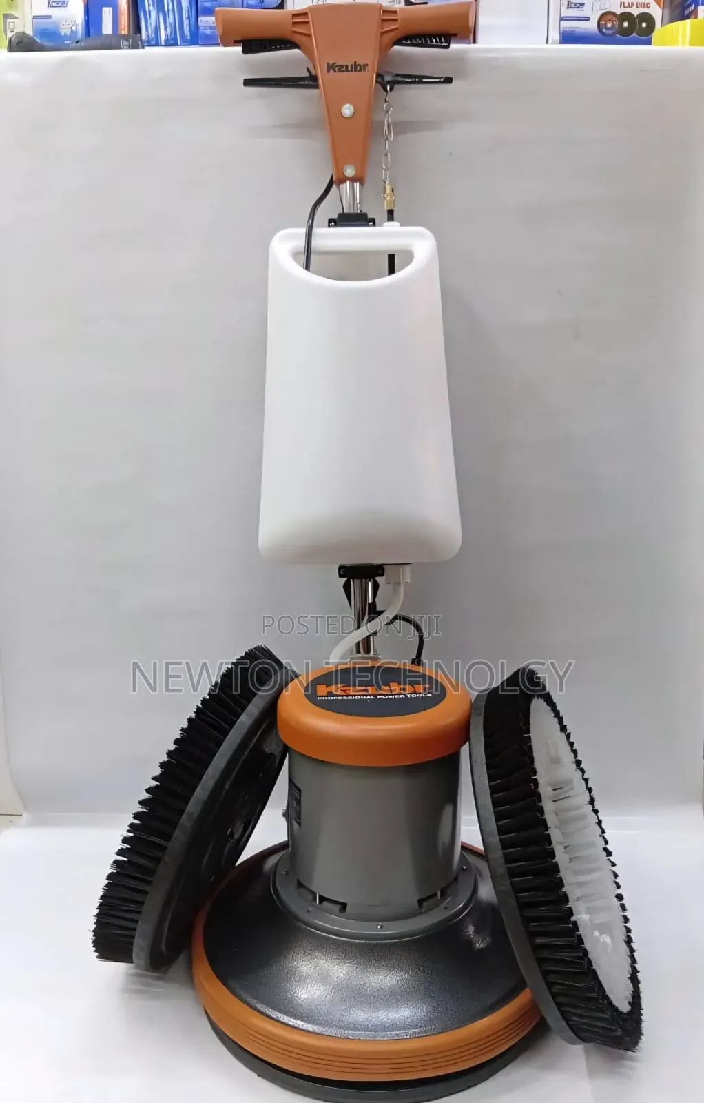 Kzubr
Three in One Floor Scrubber 
-Carpet Brush 
-Ground Brush