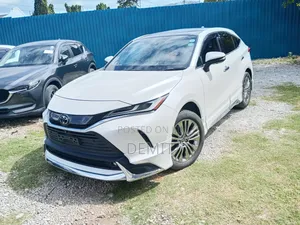 Toyota Harrier S 2020 Pearl