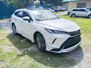 Toyota Harrier S 2020 Pearl