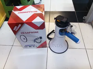High Power Megaphone With 1000s Recording and Detachable Microphone