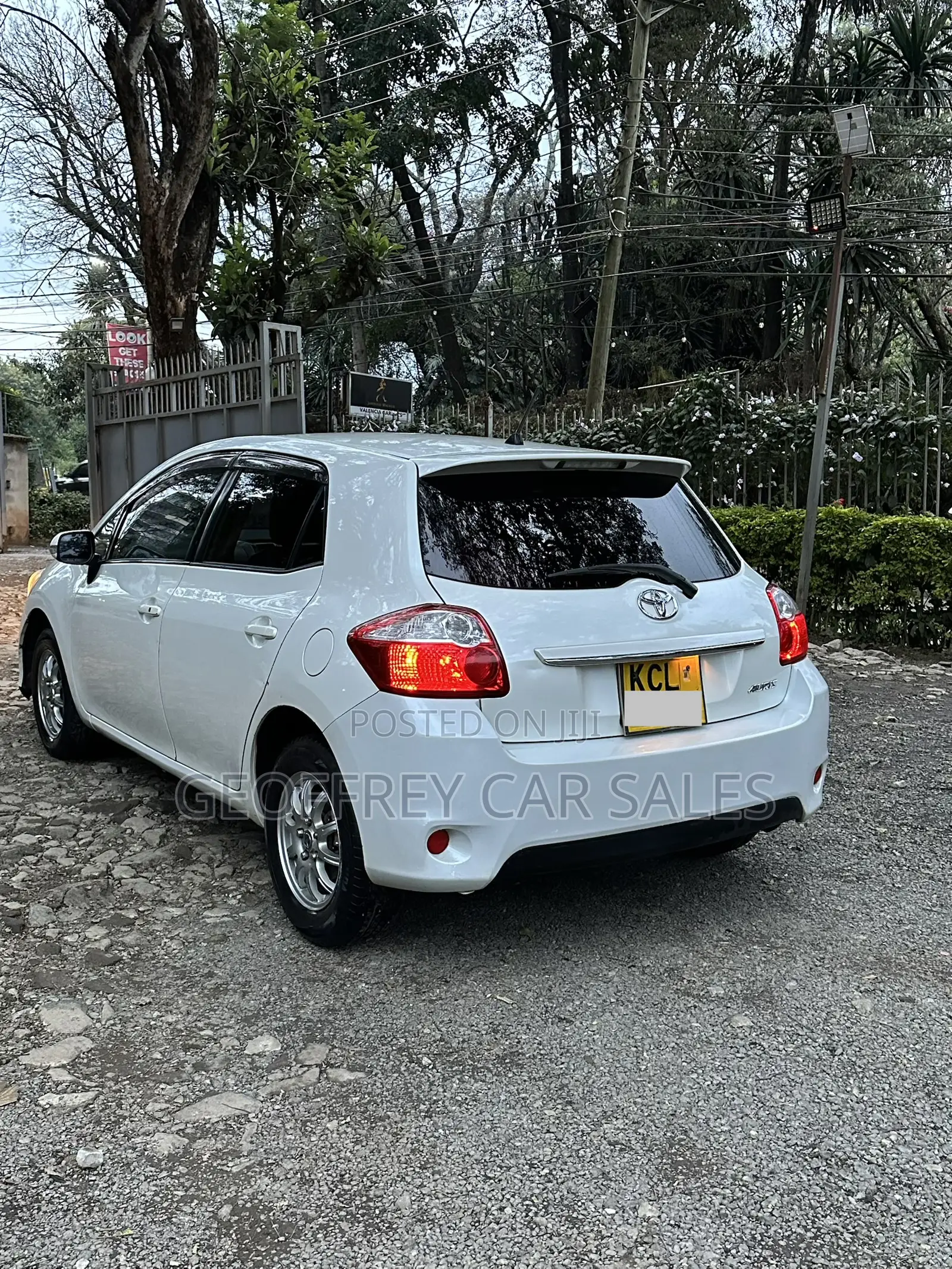 Toyota Auris 2010 White