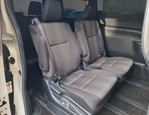 Toyota Voxy 2019 Pearl