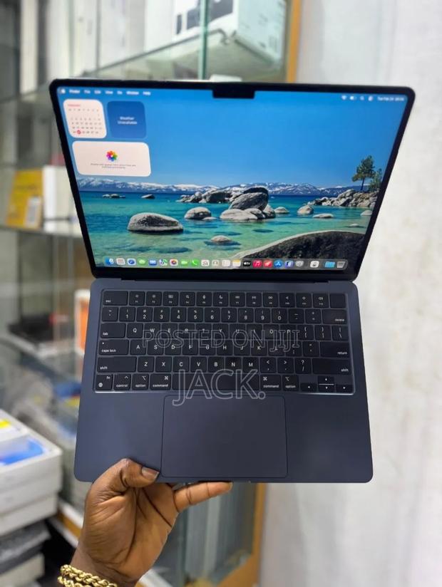 Laptop Apple MacBook Air 2026 M5 16GB Apple M5 SSD 512GB - main view