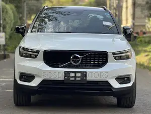 Volvo XC40 T5 Petrol AWD 2019 White