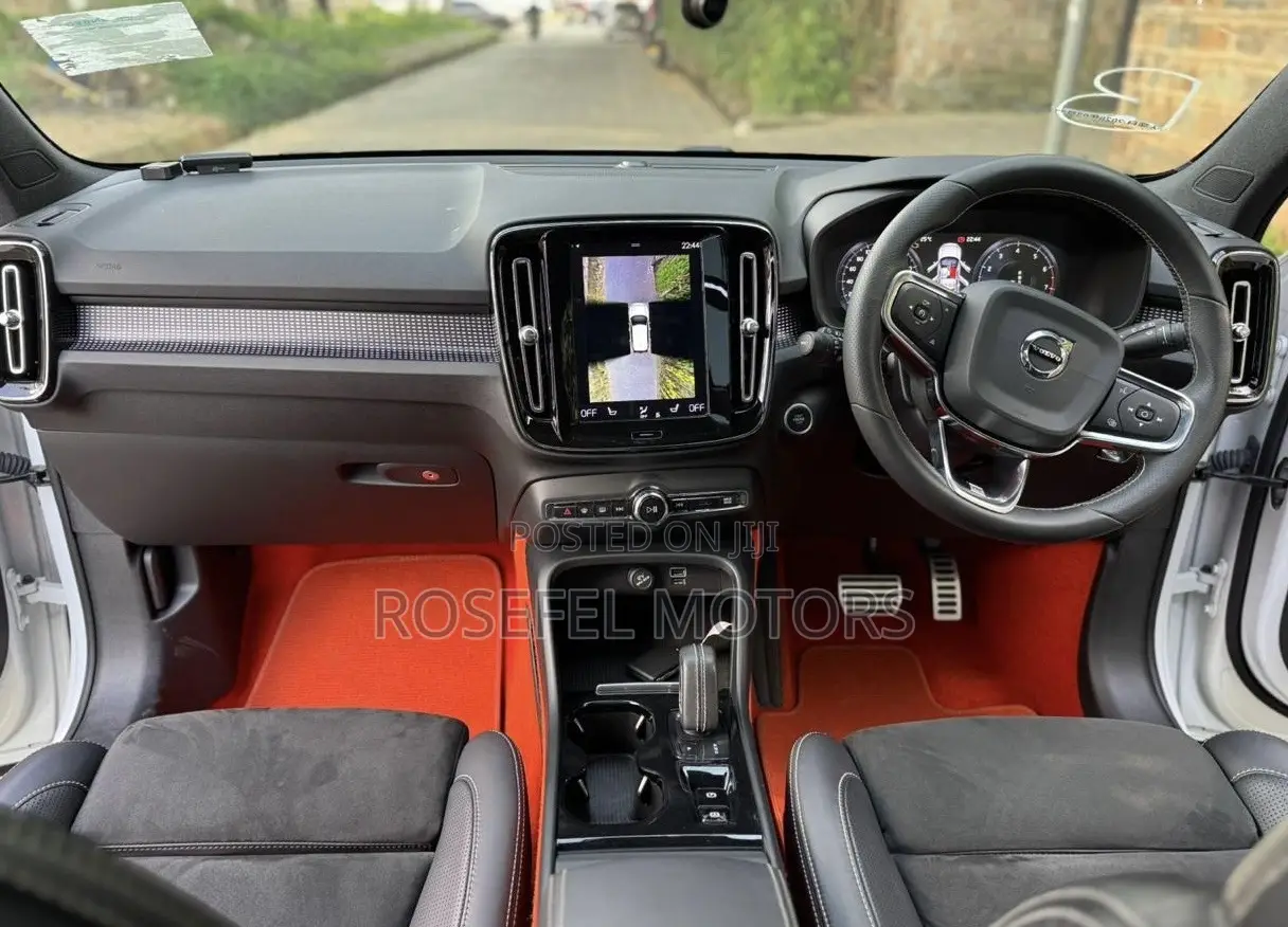 Volvo XC40 T5 Petrol AWD 2019 White
