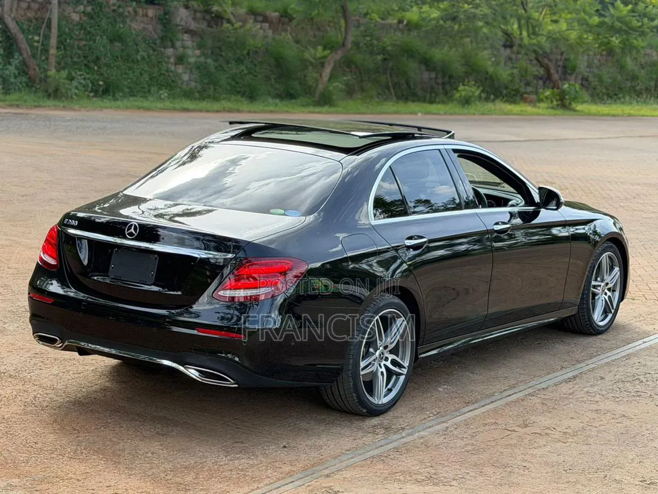 Mercedes-Benz E200 2019 Black