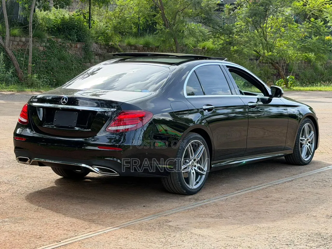 Mercedes-Benz E200 2019 Black