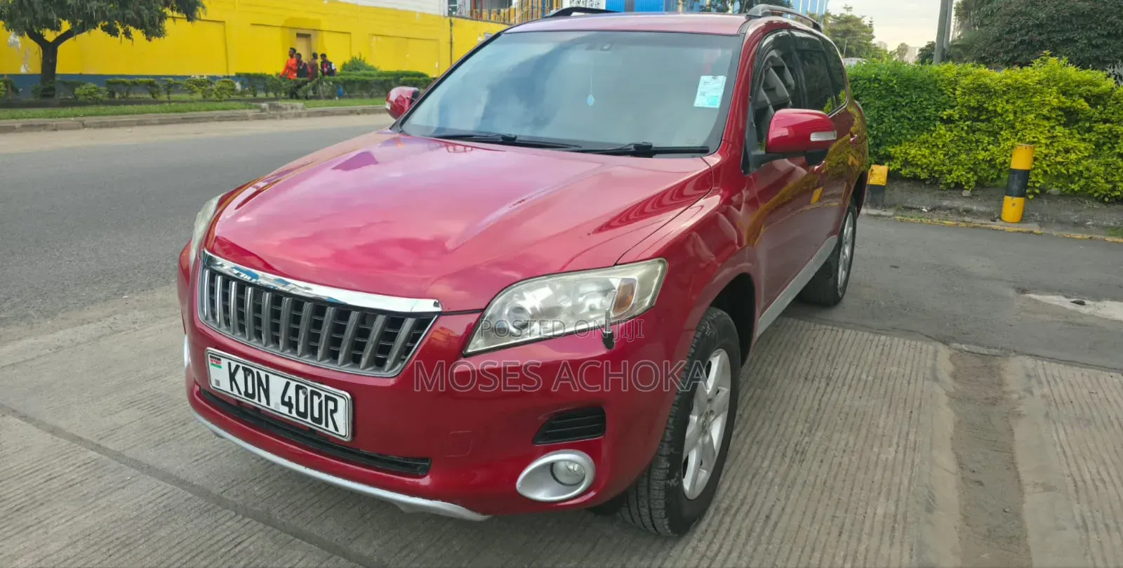 Toyota Vanguard 2013 Red