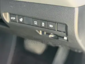 Toyota Harrier 2.0 2020 Pearl