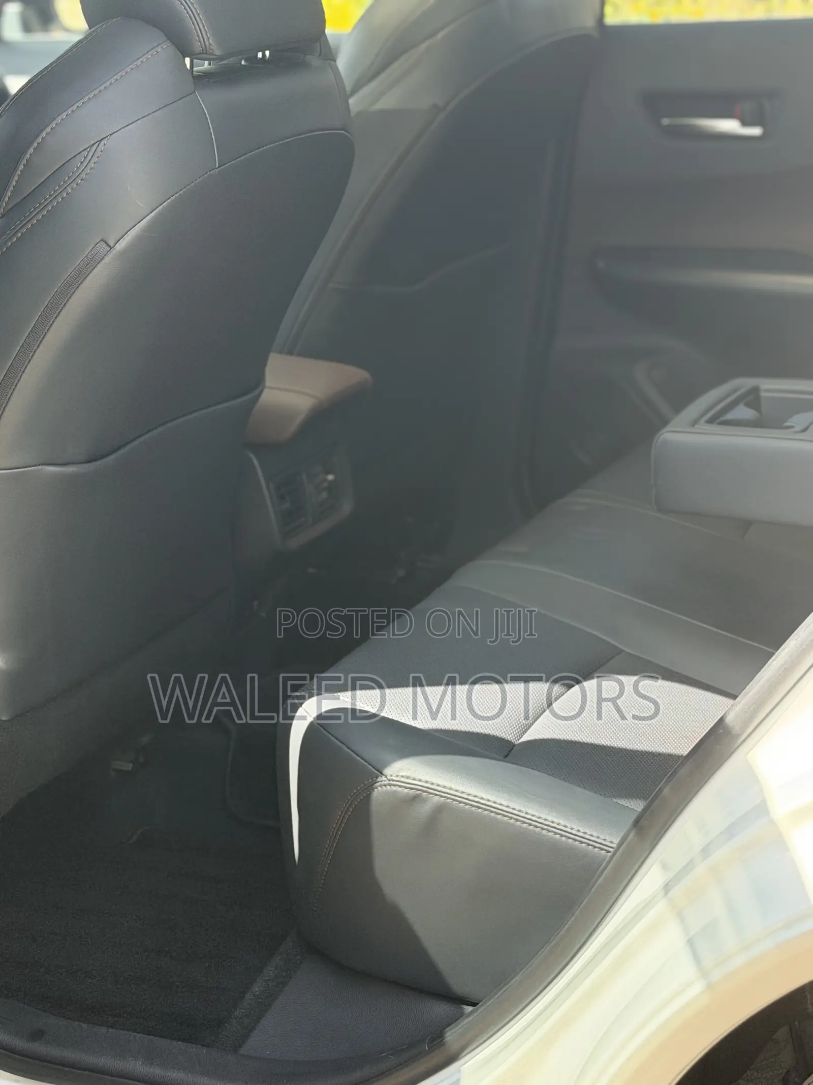 Toyota Harrier 2.0 2020 Pearl