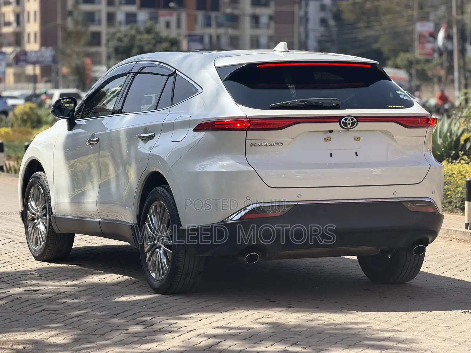 Toyota Harrier 2.0 2020 Pearl