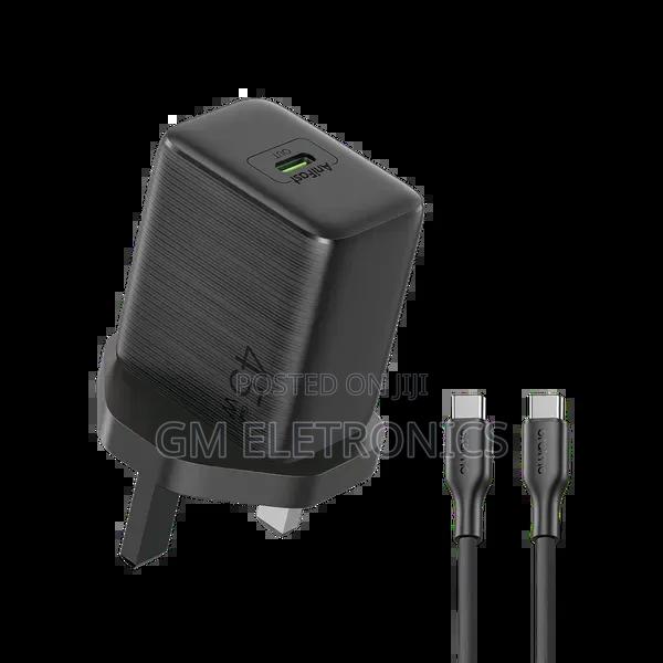 Super Fast Type-C 45w Universal Charger. - thumbnail 2