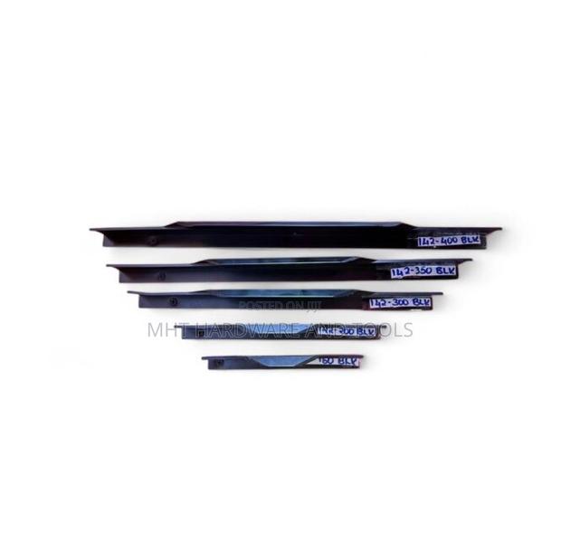 142 Concealed Handle Black