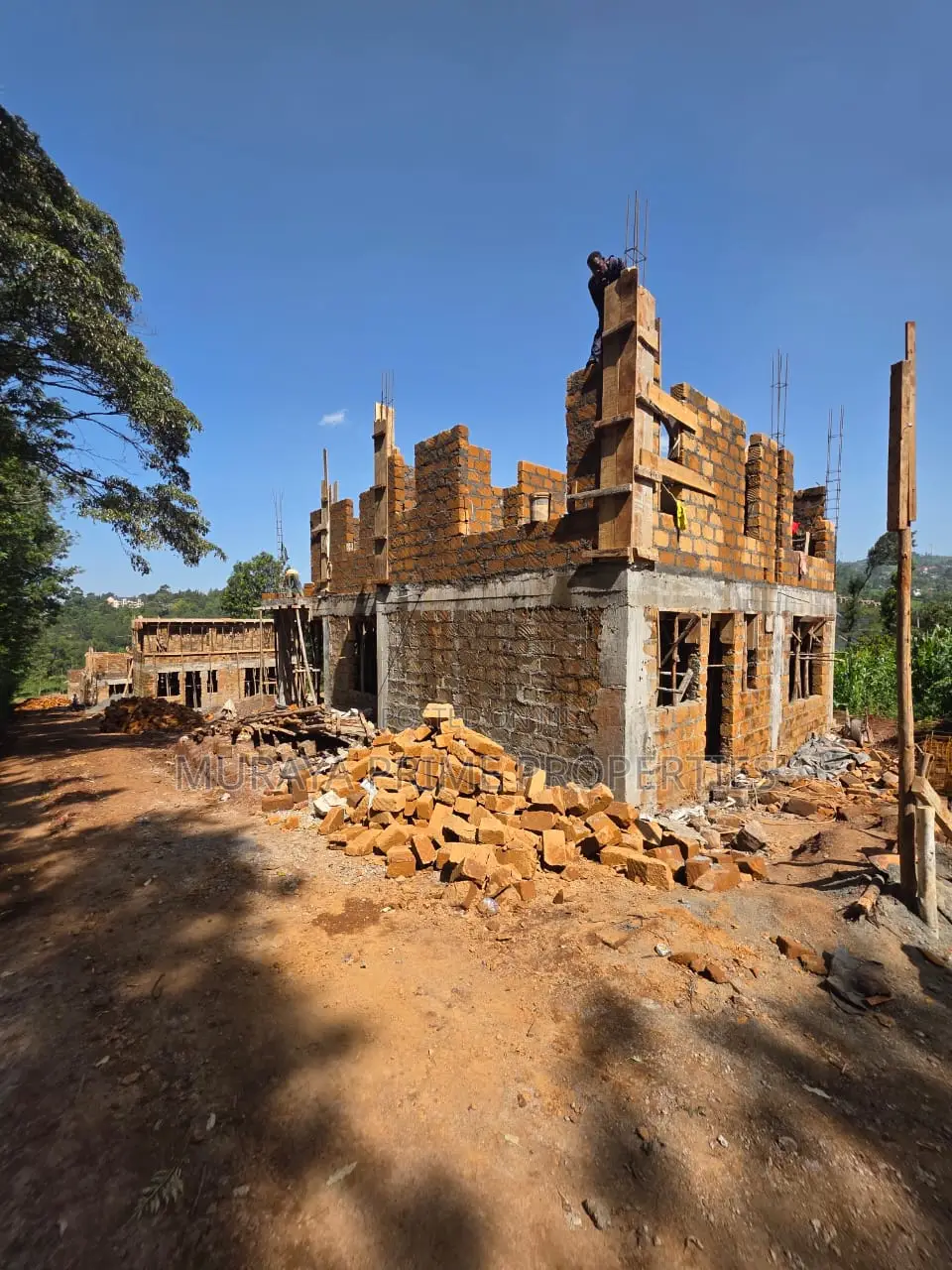 5bdrm Maisonette in Kibiku for sale