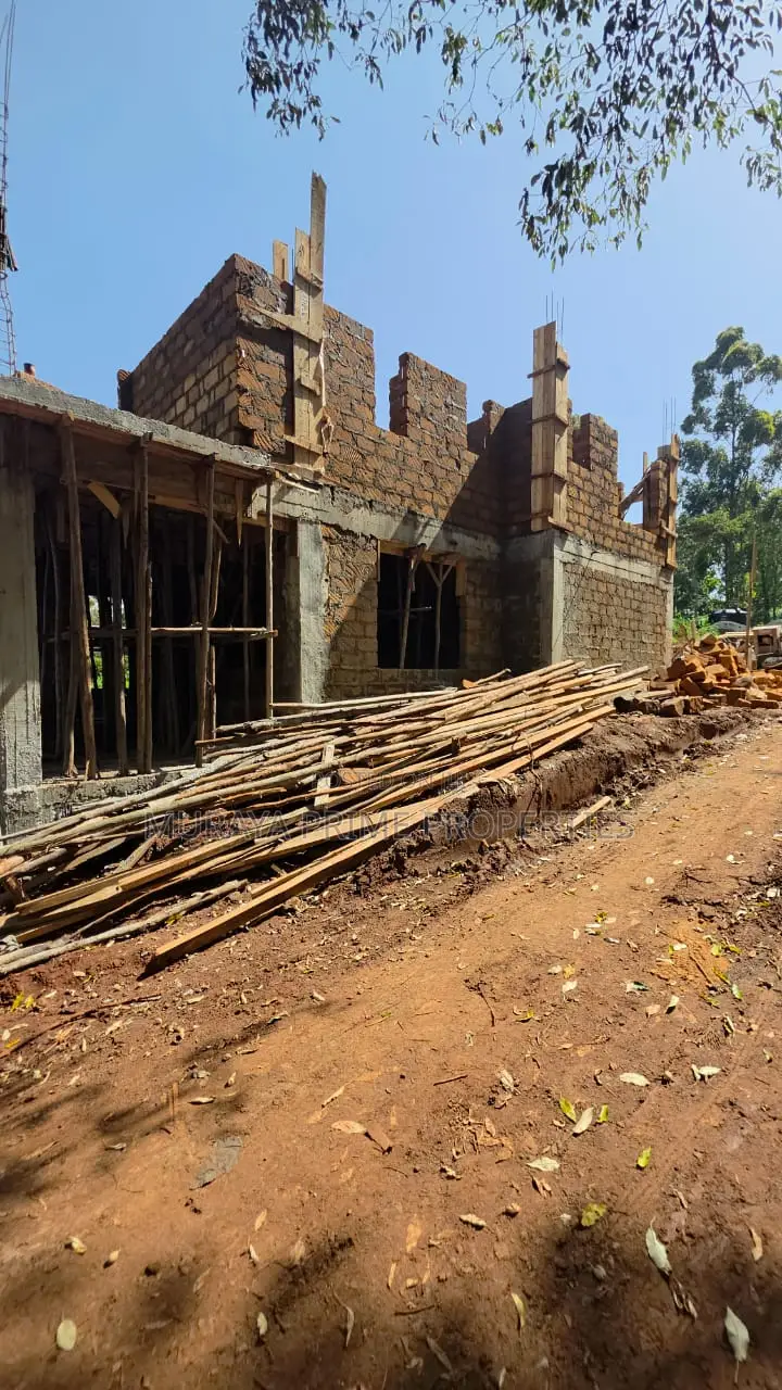 5bdrm Maisonette in Kibiku for sale