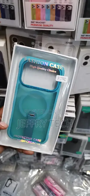 iPhone 17 Pro Cyan/Aquamarine Fashion Case