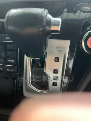 Nissan Elgrand 2018 Pearl