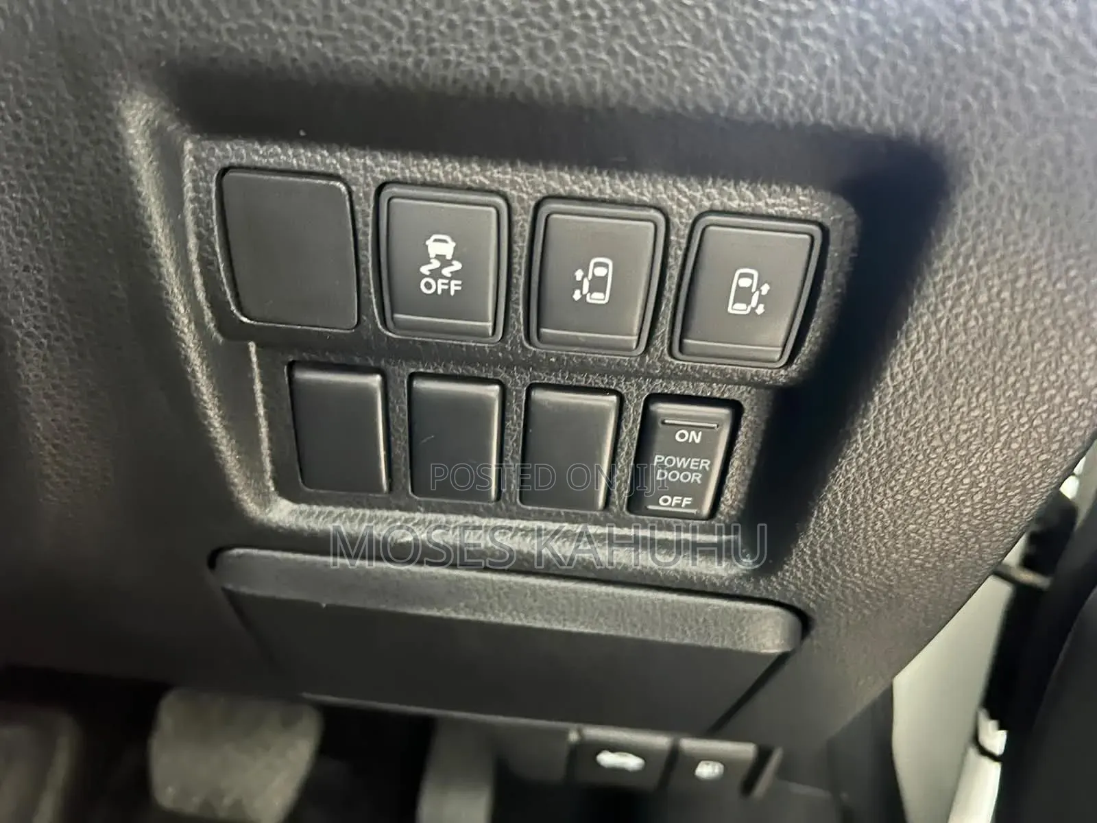 Nissan Elgrand 2018 Pearl