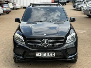 Mercedes-Benz GLE-Class 2017 Black