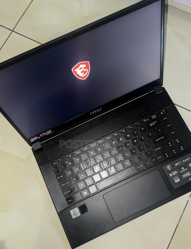 Laptop MSI GS66 Stealth 10UH 32GB Intel Core i7 SSD 1T