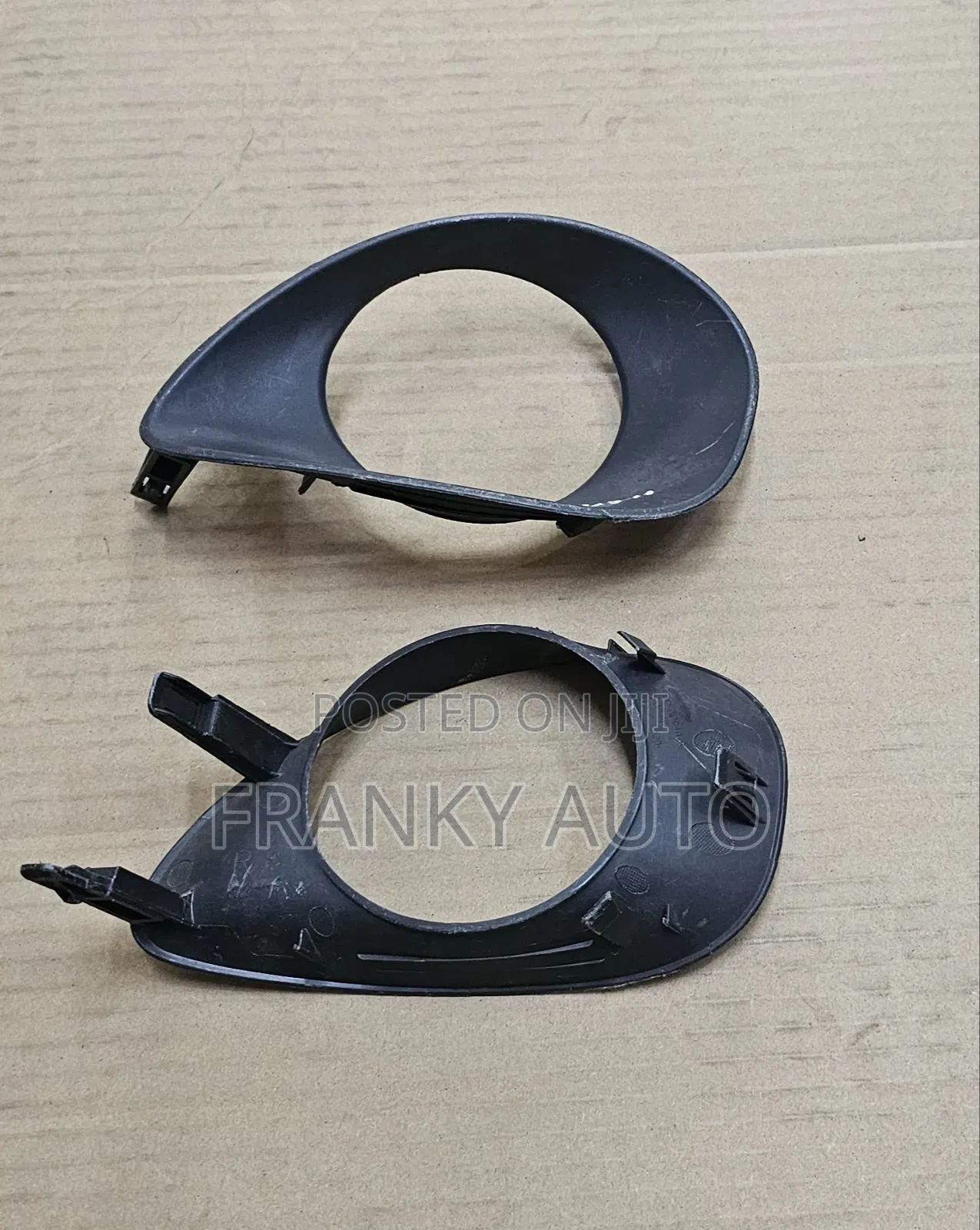 Foglight Cover Vitz 2006