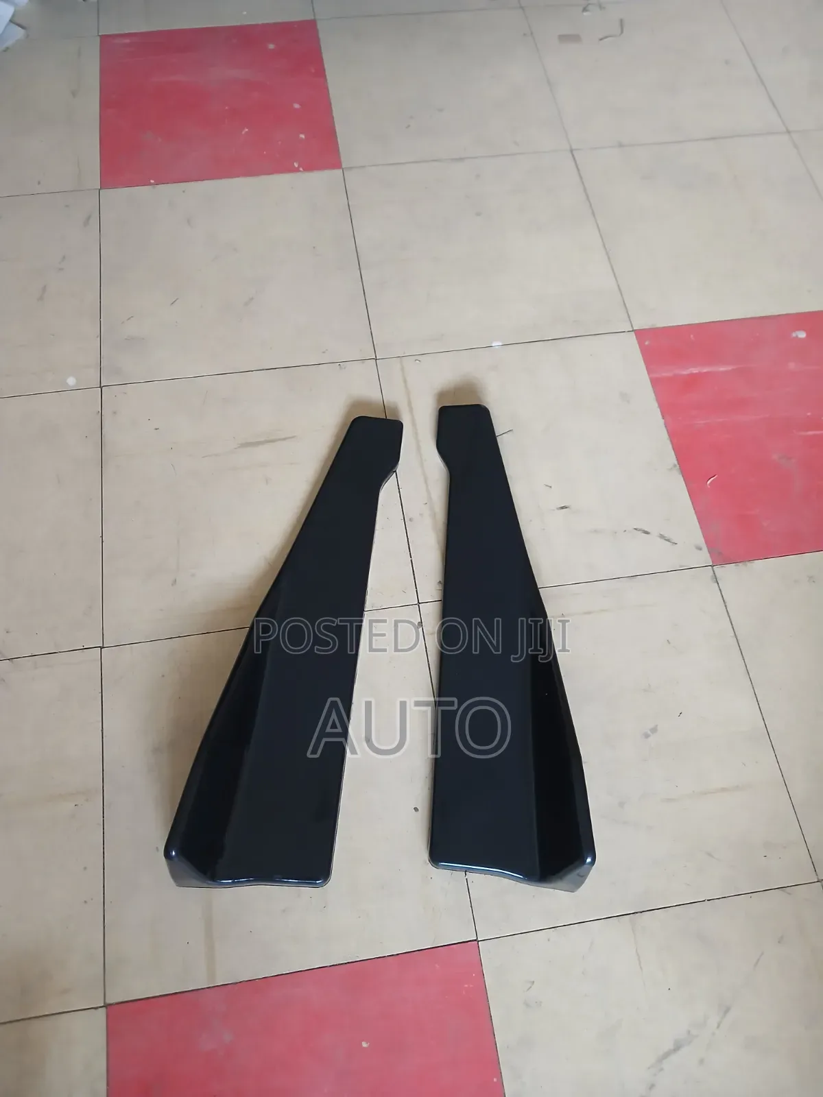 Universal Half Rear Bumper Side Skirts – Sporty Car Body Kit Upgrade