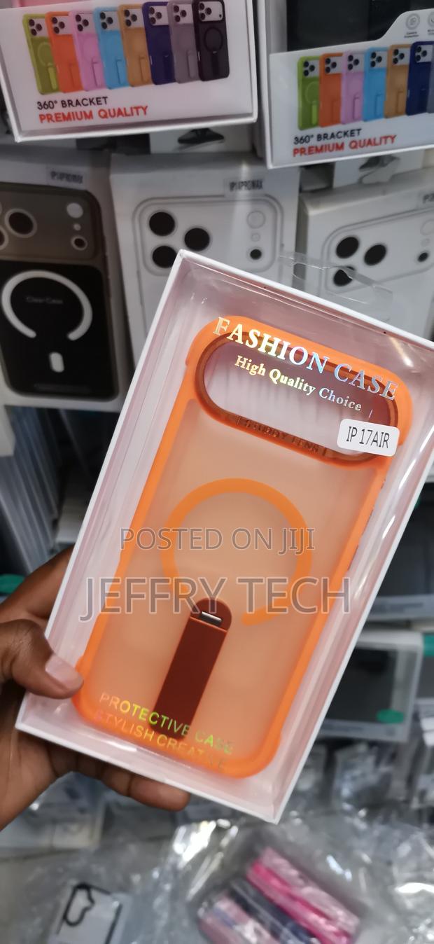 iPhone 17 Air Orange Minimalist Magnetic Thick Orange Edged Case - thumbnail 2