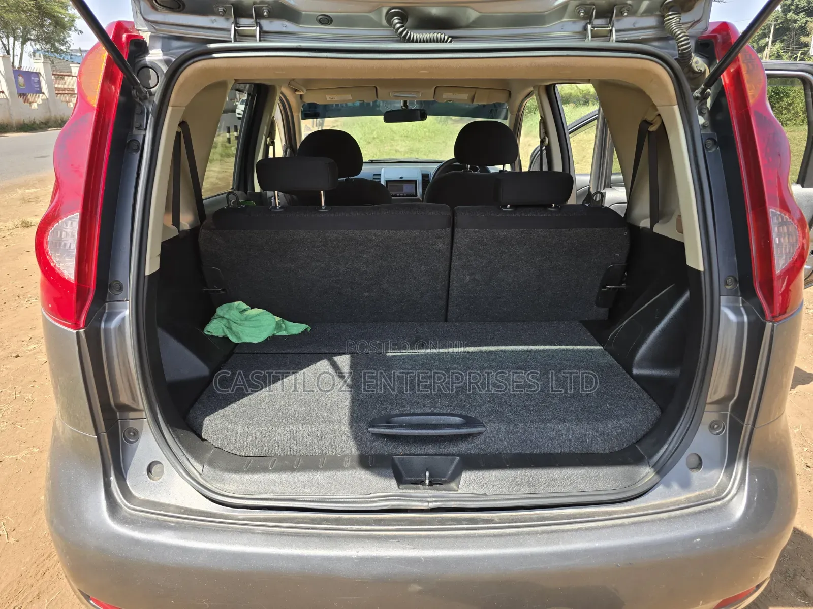 Nissan Note 2012 Gray