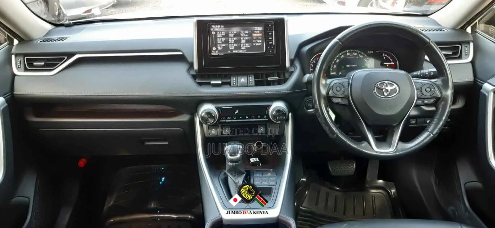 Toyota RAV4 XLE Premium AWD 2019 White