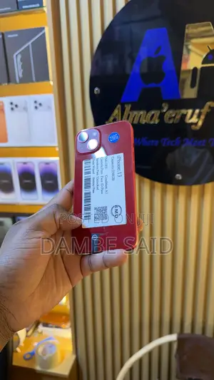 Apple iPhone 13 256 GB Red