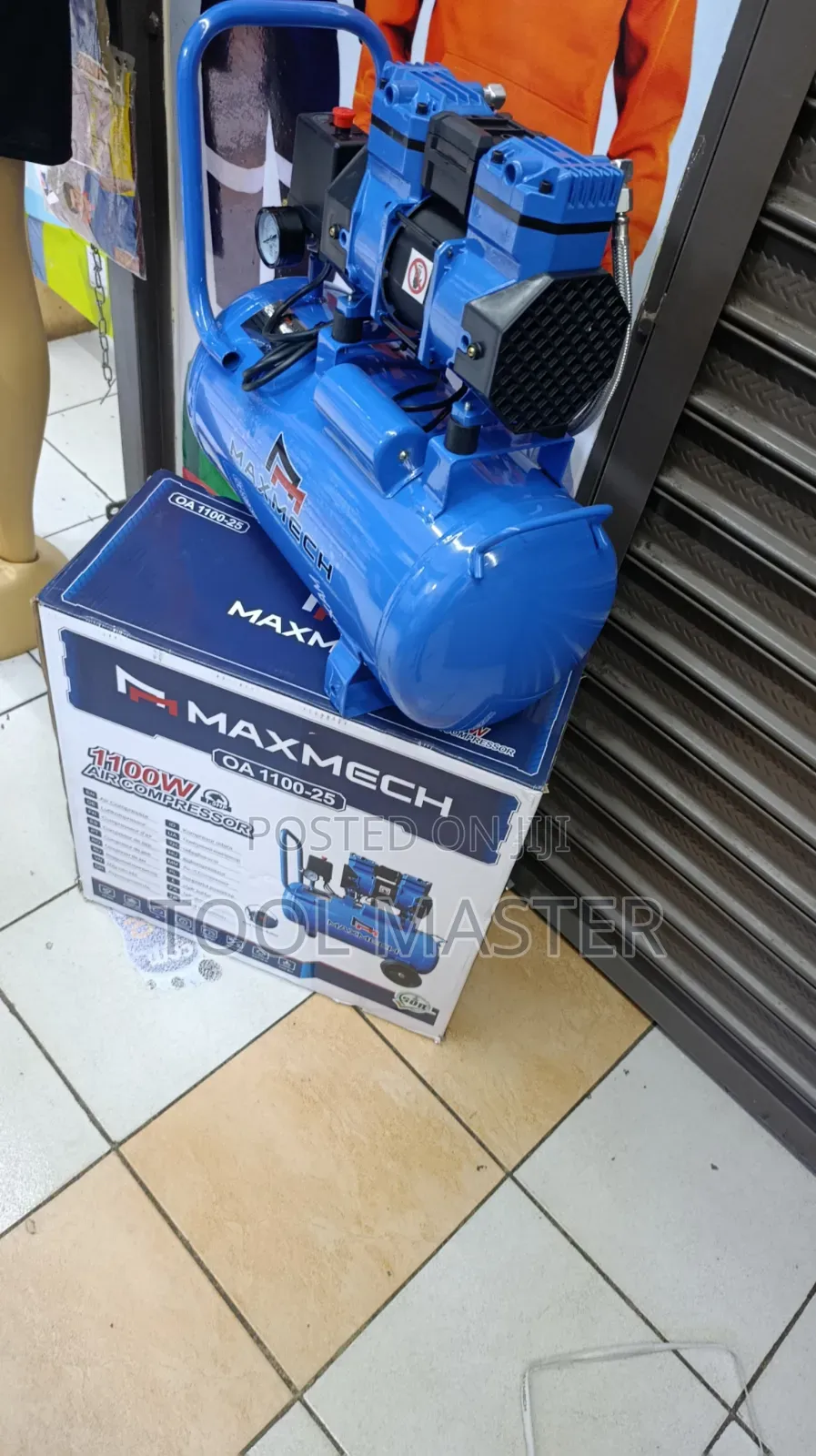 Maxmech 25l 1100watts Silent Compressor/Maxmech 25l Oilless Electric
