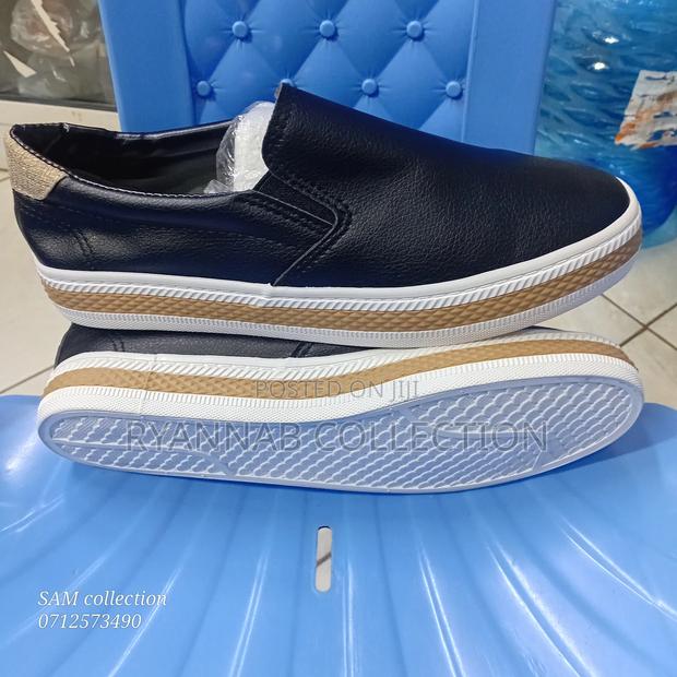 Wipe and Go Ladies Rubber Shoes - thumbnail 5