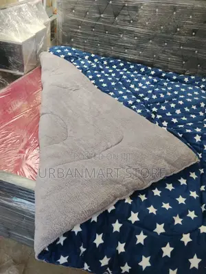 Single Woolen Duvet 6x6 Large Size Soft Warm Bedding