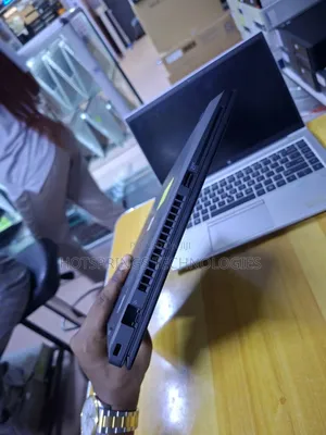 Laptop Lenovo 8GB AMD Ryzen 5 SSD 256GB