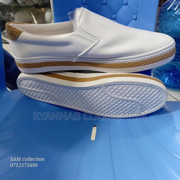 Wipe and Go Ladies Rubber Shoes - thumbnail 7