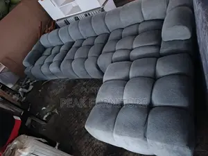 Summit Corner Lounge