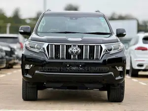 Toyota Land Cruiser Prado 2.8 2021 Black