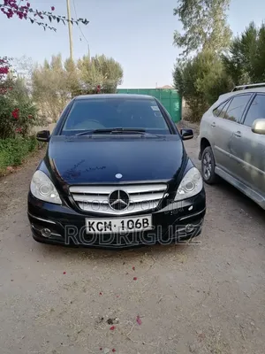 Mercedes-Benz B-Class 2016 Black