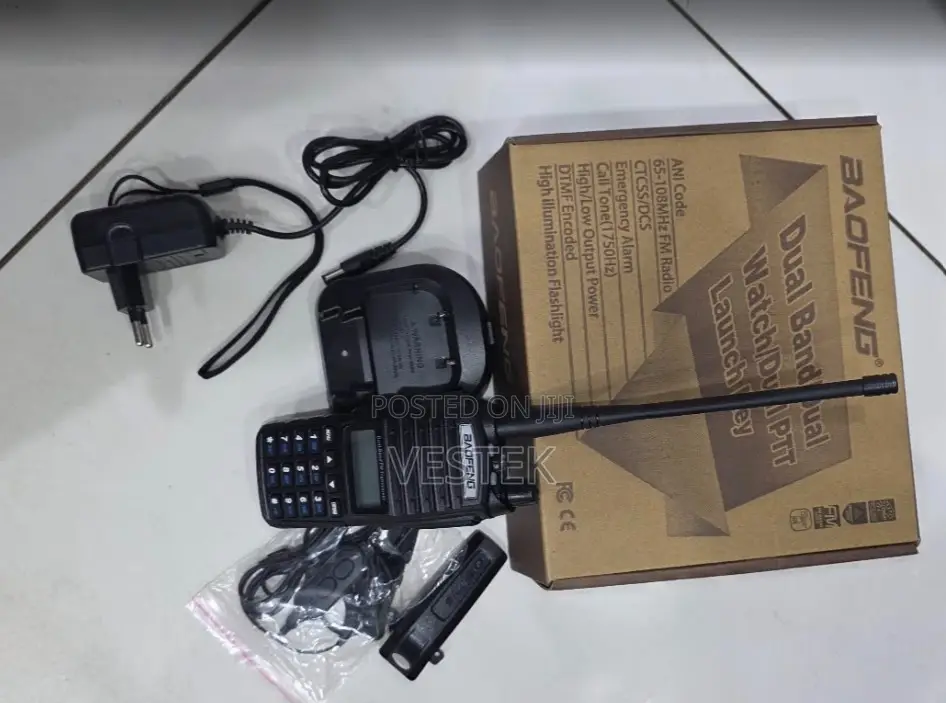 Baofeng Uv-82 Professional Portable Radio With Fm Radio Function