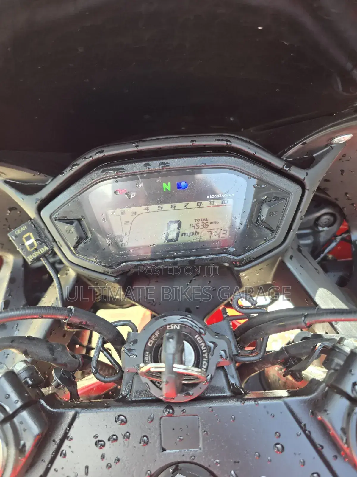 Honda CBR 2012 Red