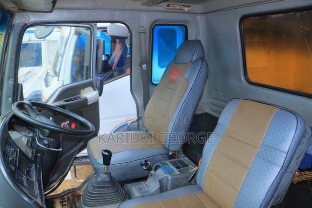 Isuzu FVZ Tipper - thumbnail 3