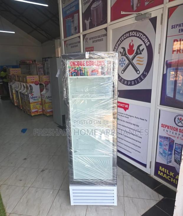Well Maintained Display Refrigerator