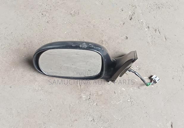 Side Mirror Nissan Sunny B15 - thumbnail 2