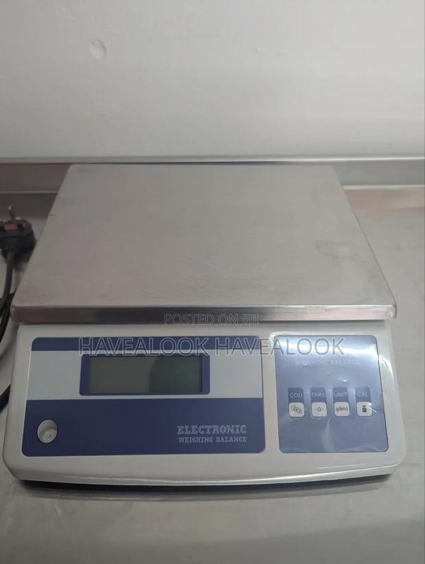 Xingyun Xy5mb Laboratory Scale 5.1kg / 0.1g – Barely Used