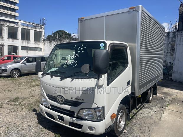 Toyota Toyoace