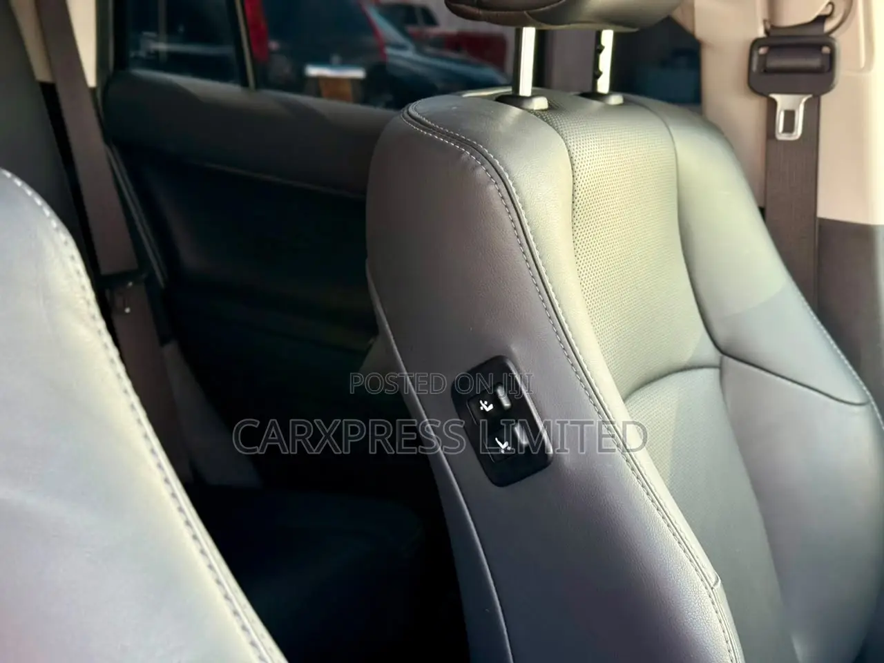 Toyota Land Cruiser Prado 2.7 2021 Black
