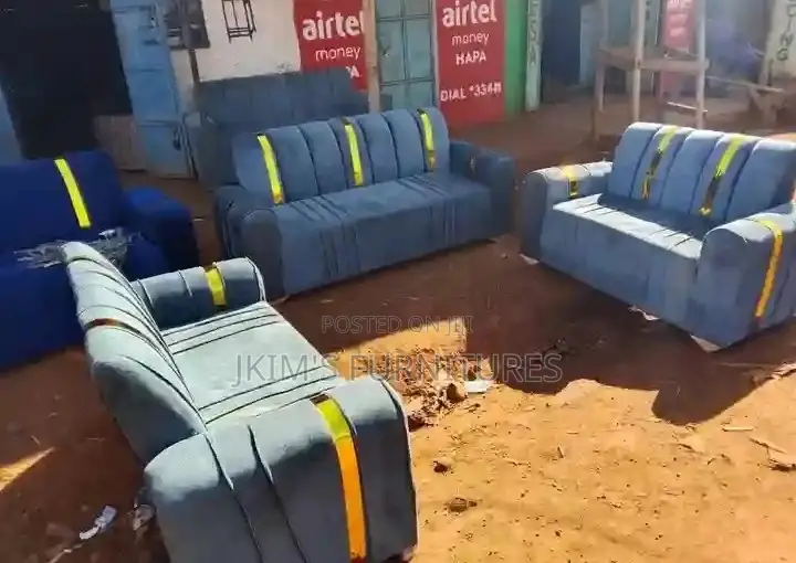 Modern Sofa Set