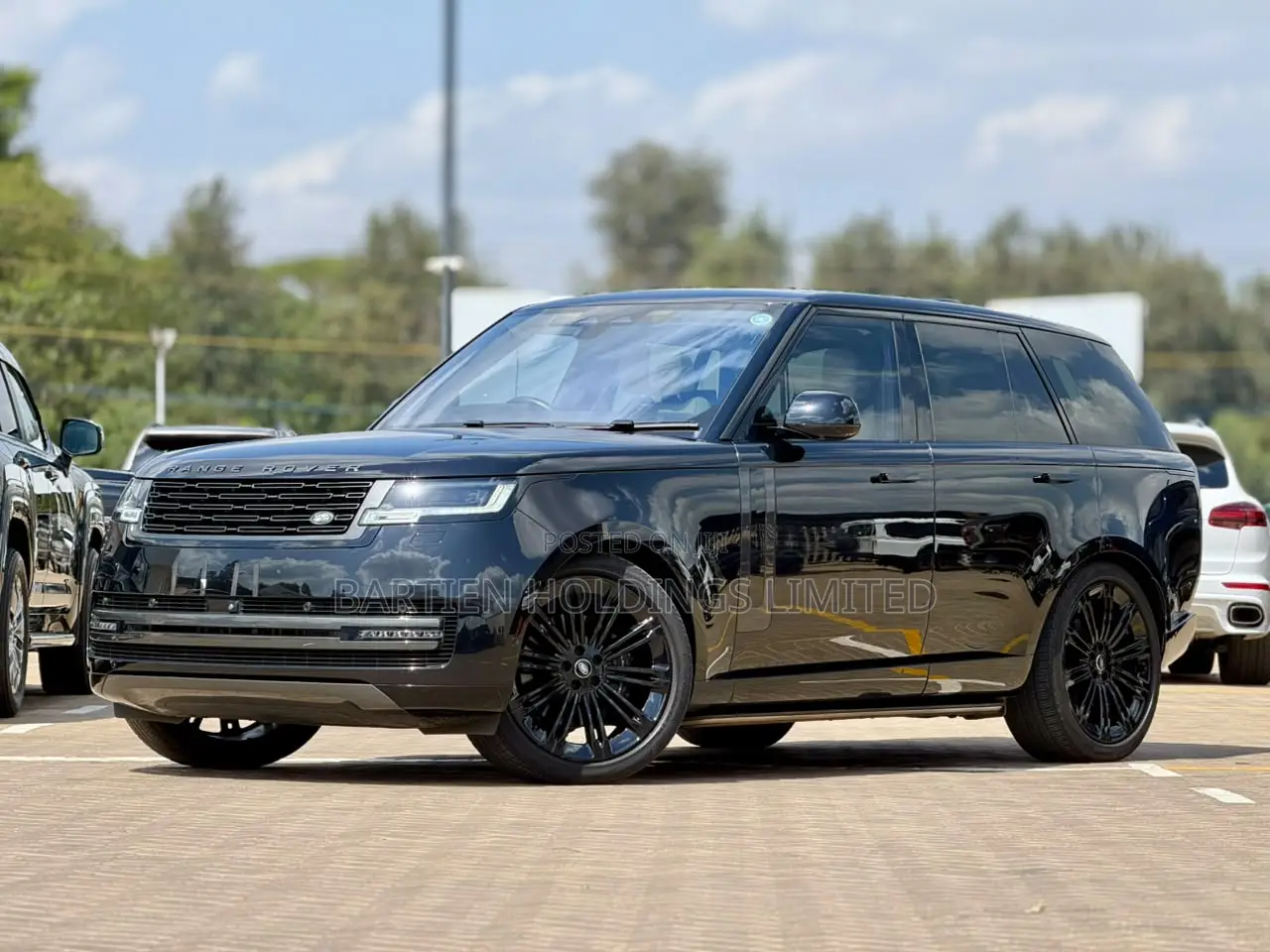 Land Rover Range Rover 2022 Black