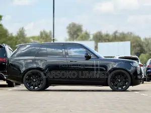 Land Rover Range Rover 2022 Black