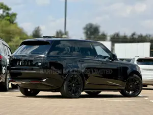 Land Rover Range Rover 2022 Black